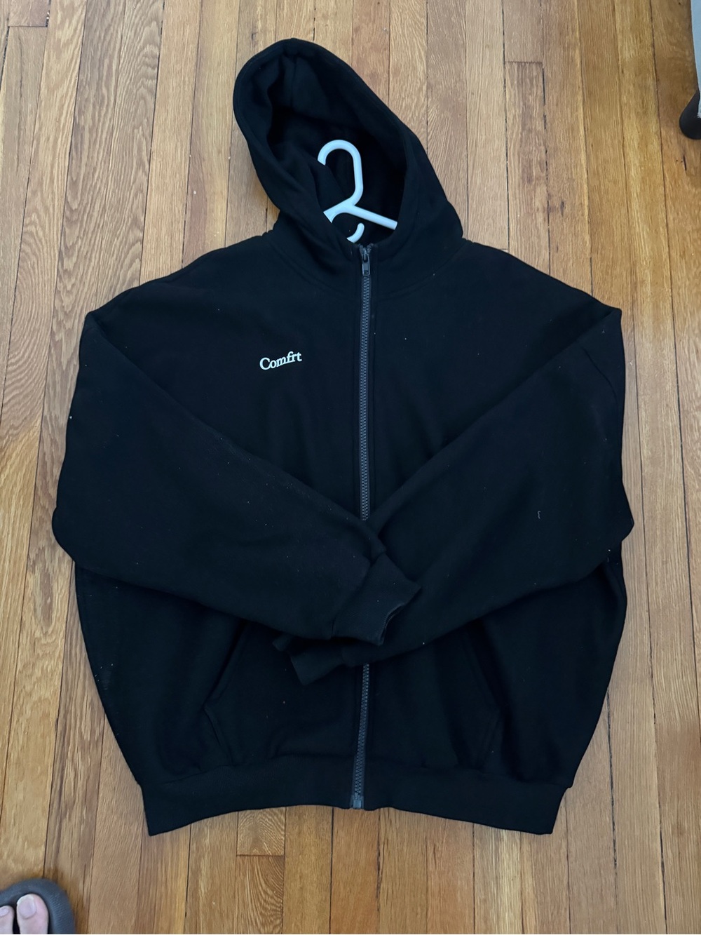 Comfrt Black Zip Up Oversized Hoodie Large